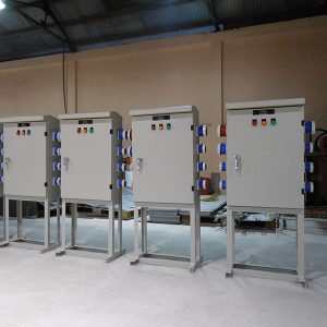 Hình 3: Tủ điện thi công công trường